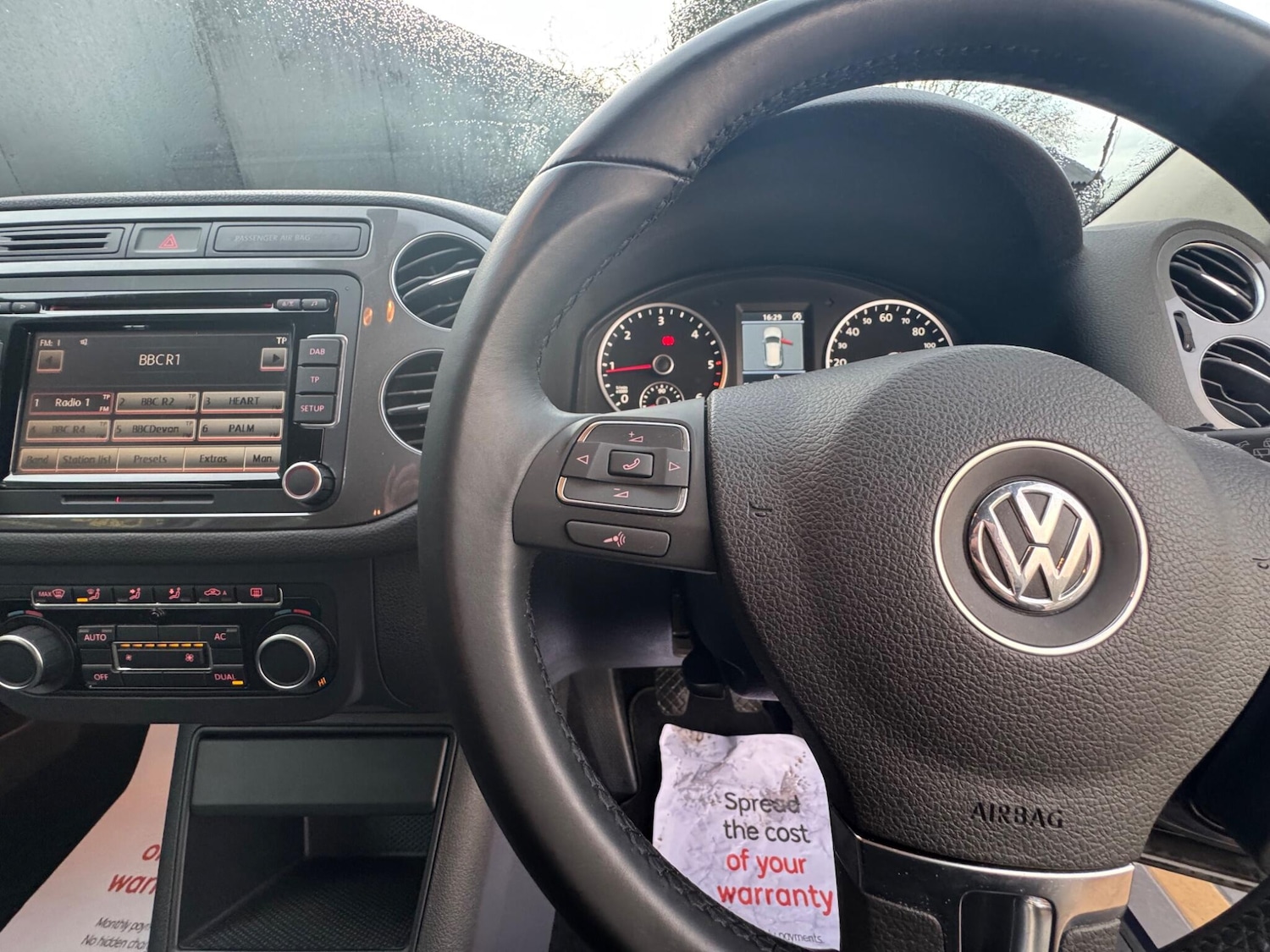 Used Volkswagen Tiguan for sale - 76995135: Photo 24