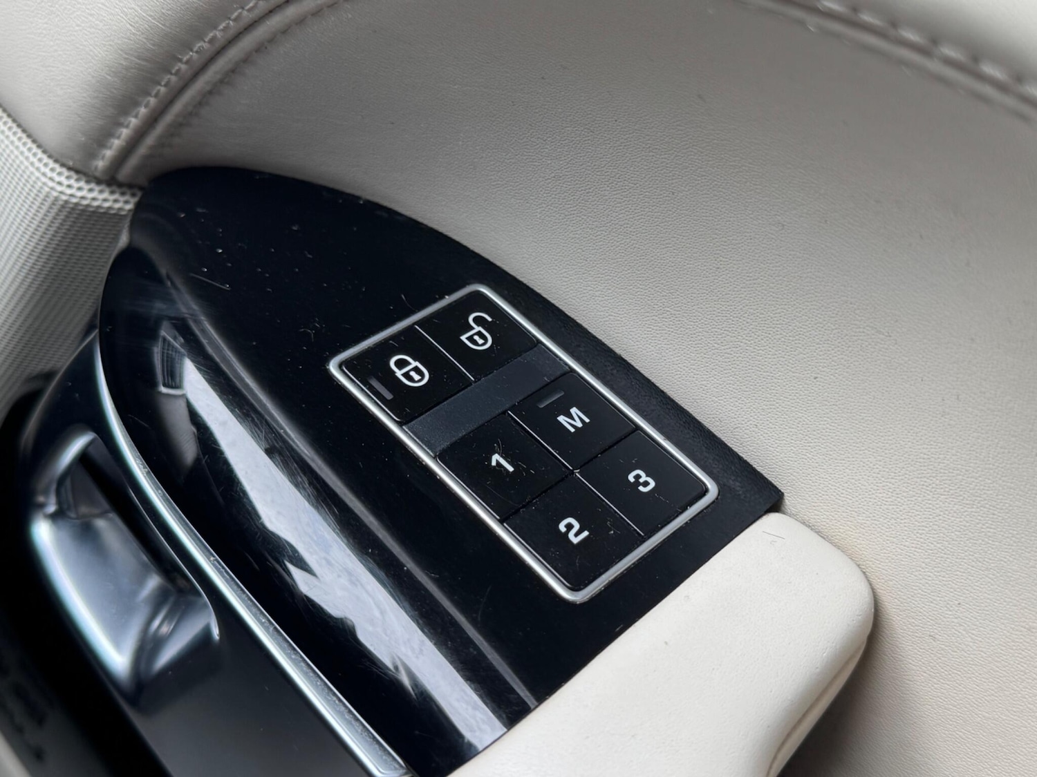 Used Land Rover Range Rover 2014 for sale - 76270814: Photo 42