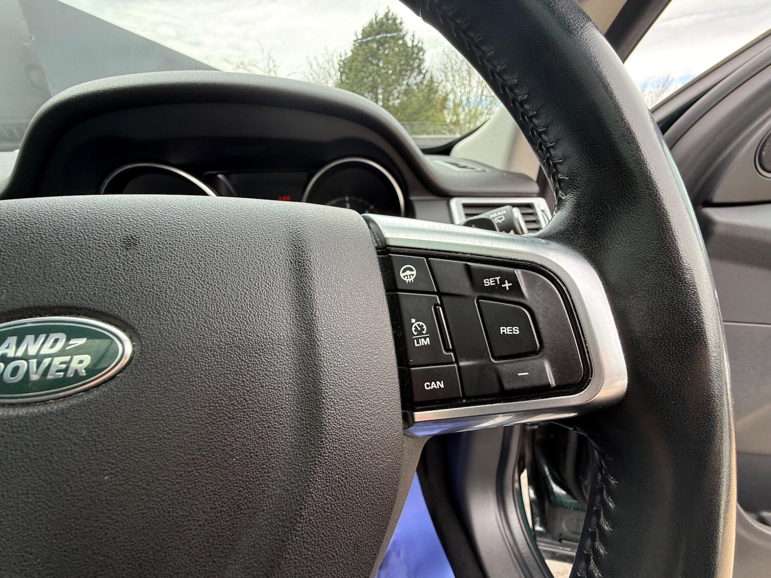 Used Land Rover Discovery Sport 2017 for sale - 78184208: Photo 29