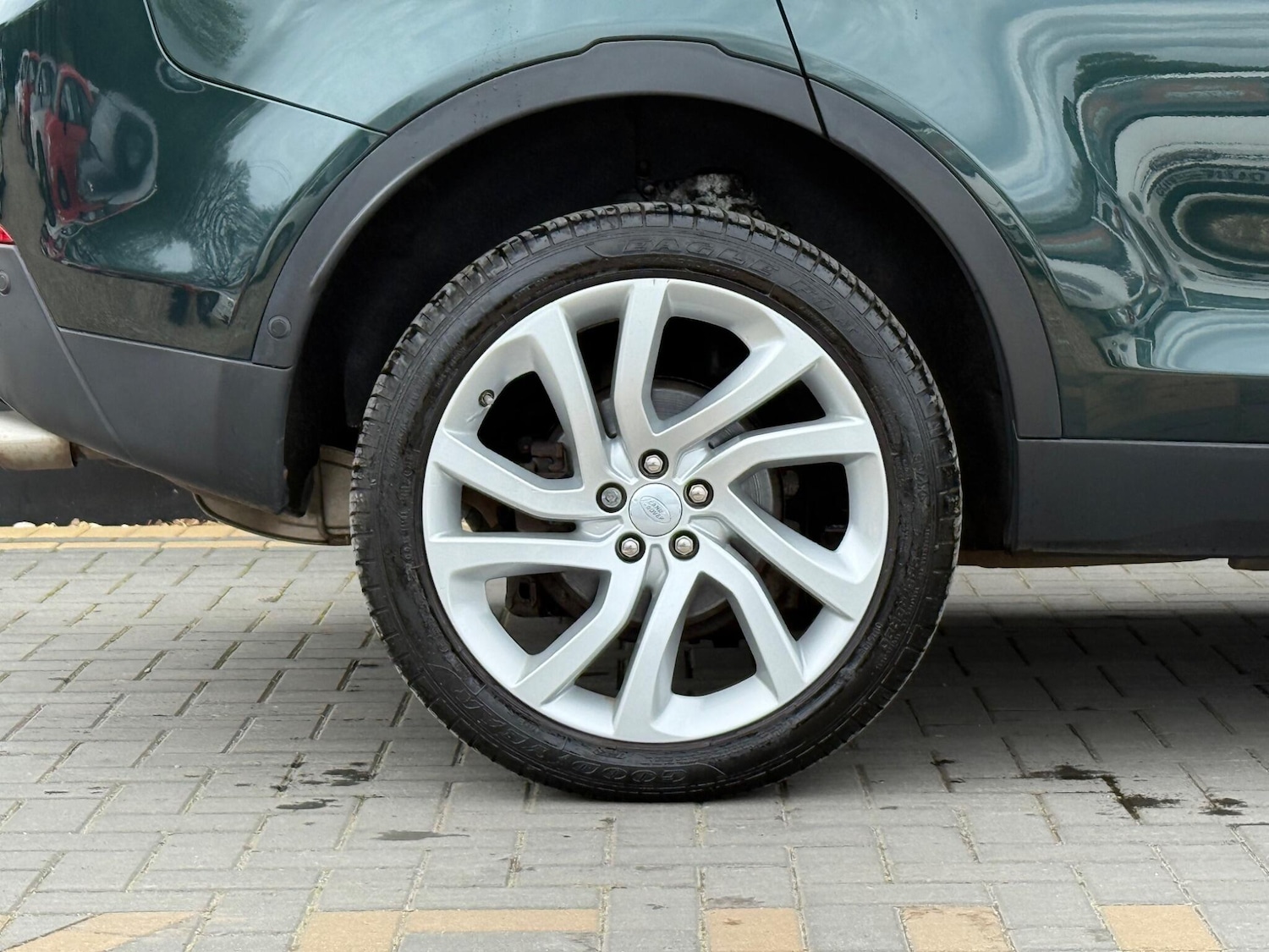 Used Land Rover Discovery Sport 2017 for sale - 78184208: Photo 9