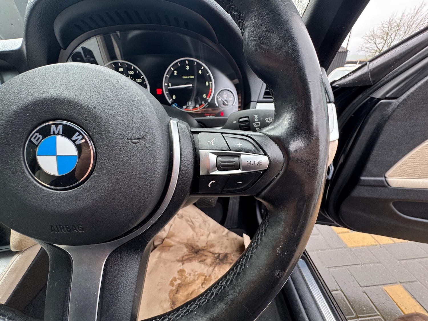 Used BMW 5 Series 2014 for sale - 77455990: Photo 28
