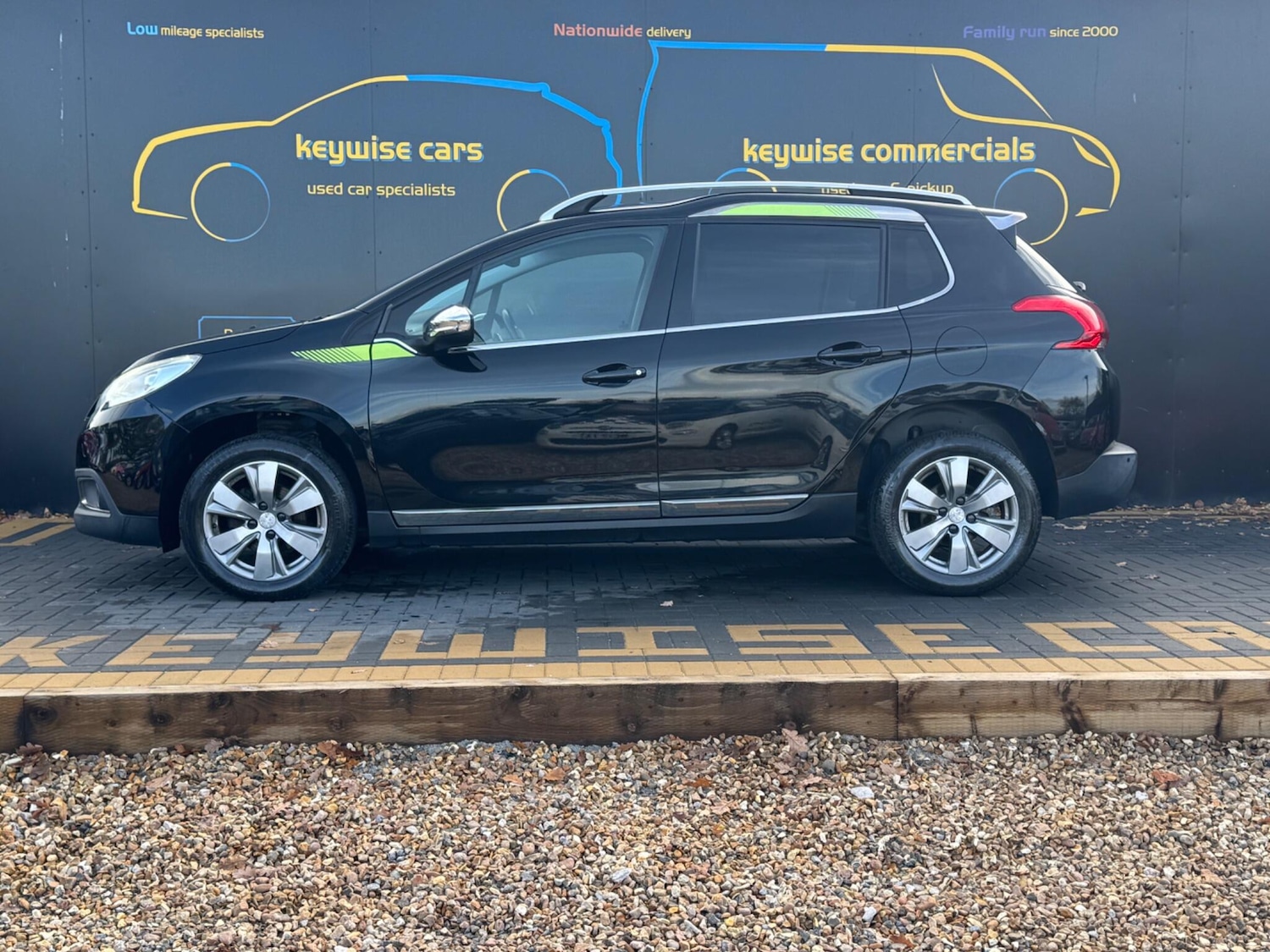 Used Peugeot 2008 2015 for sale - 77524318: Photo 2