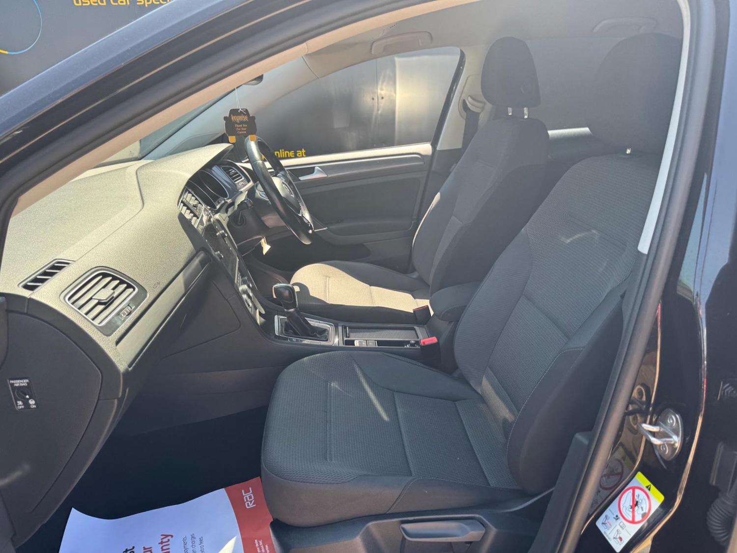 Used Volkswagen Golf 2018 for sale - 76136837: Photo 16