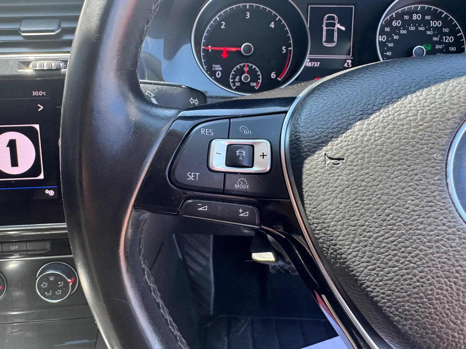 Used Volkswagen Golf 2018 for sale - 76136837: Photo 23