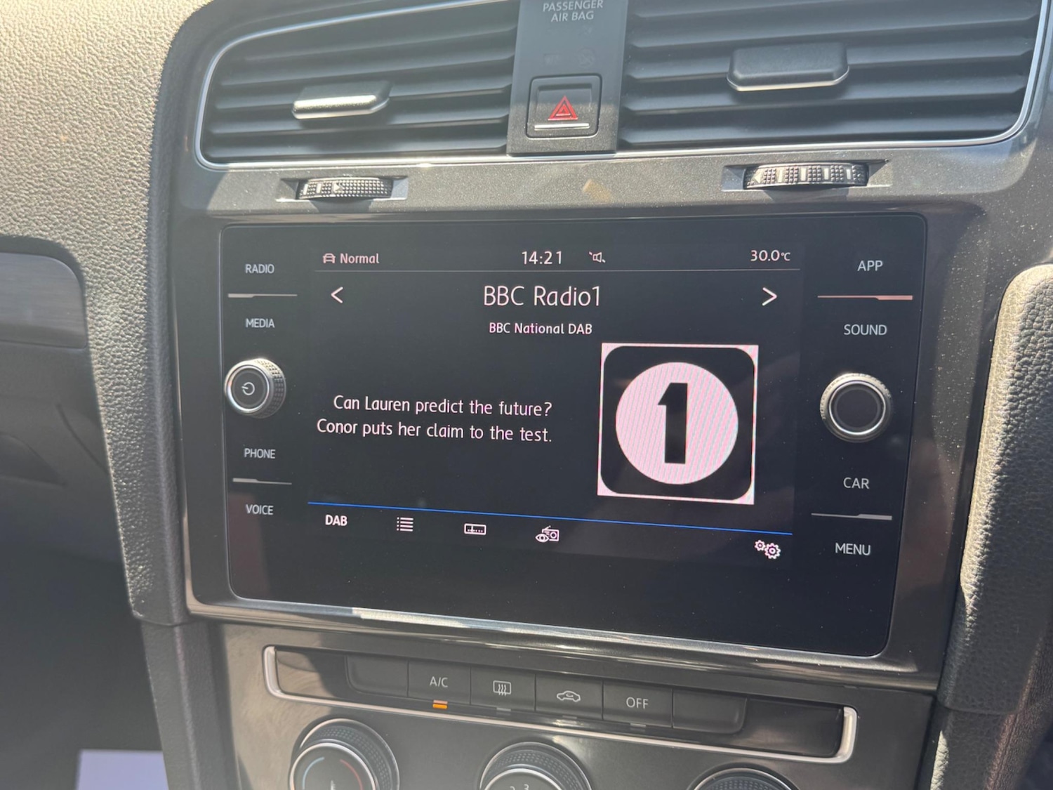 Used Volkswagen Golf 2018 for sale - 76136837: Photo 25