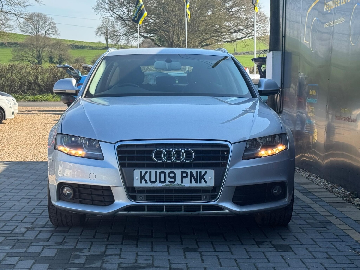 Used Audi A4 2009 for sale - 77969598: Photo 10