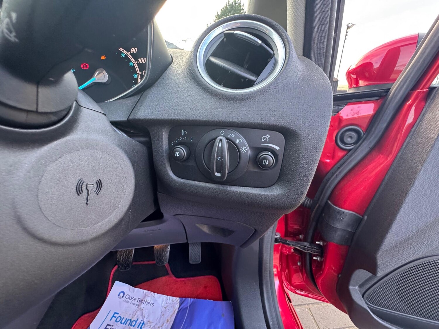 Used Ford Fiesta 2017 for sale - 77468400: Photo 30