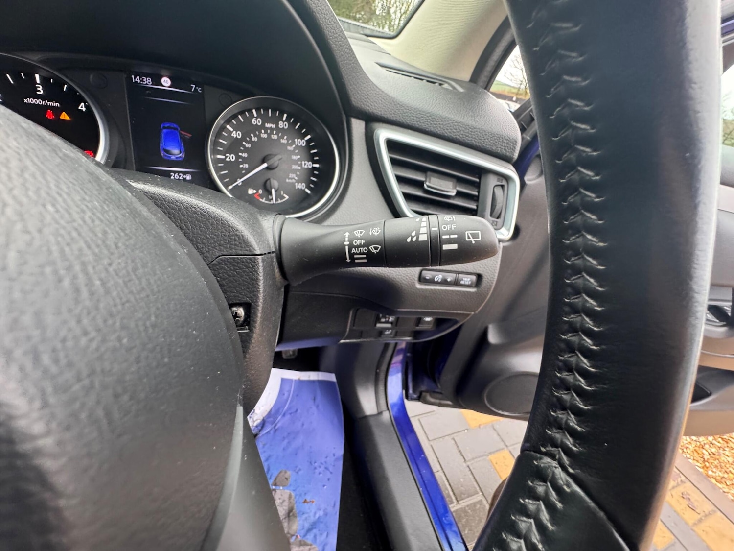 Used Nissan Qashqai for sale - 77215403: Photo 31