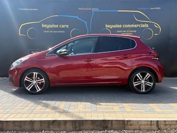 Used Peugeot 208 2015 for sale - 79532225: Photo