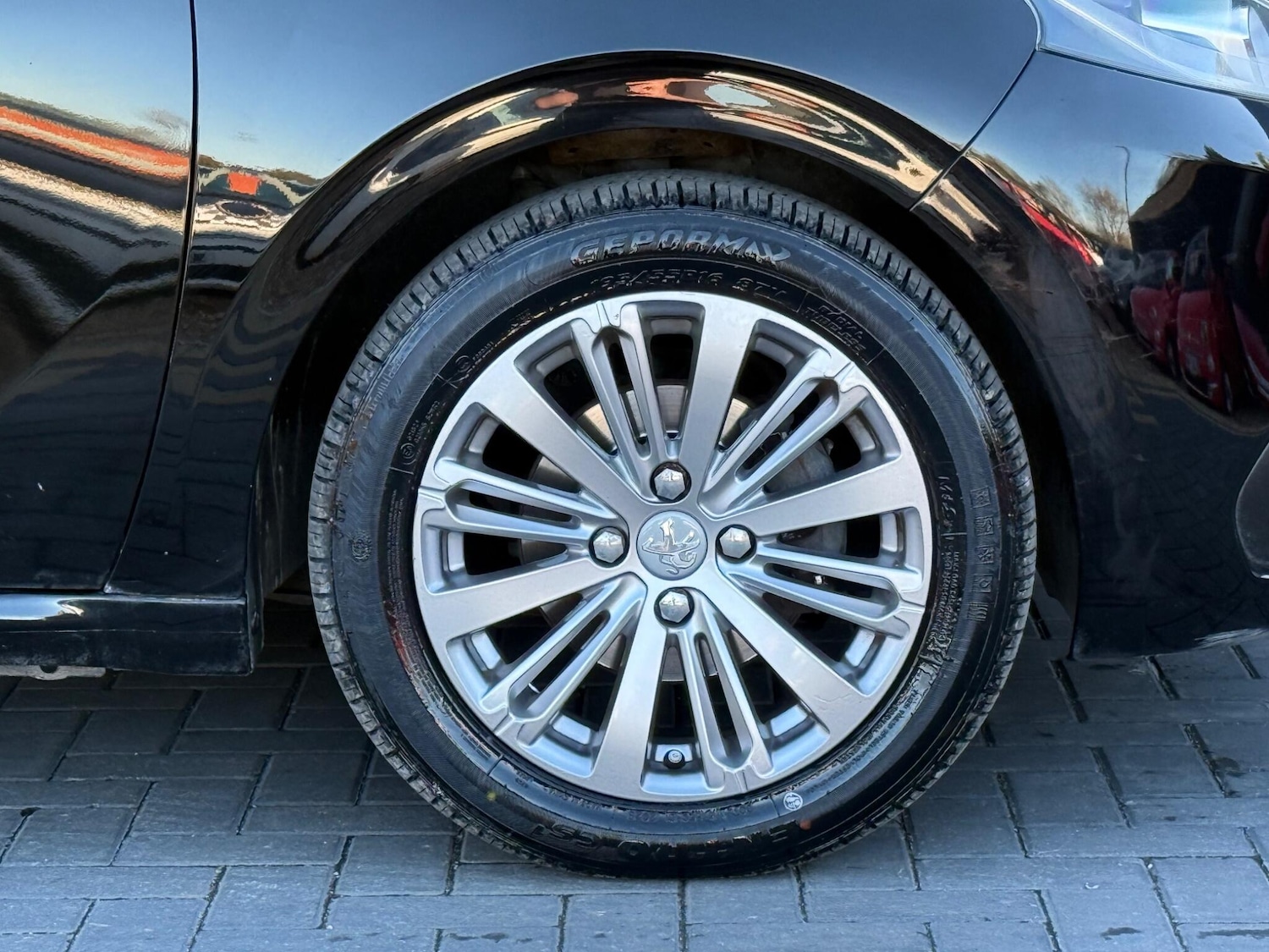 Used Peugeot 208 for sale - 76997538: Photo 11