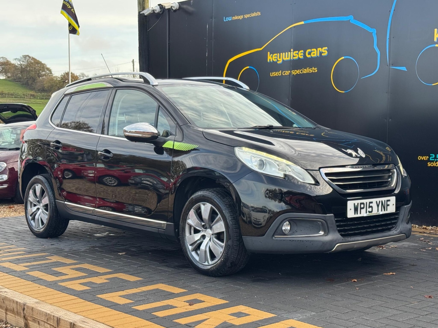 Used Peugeot 2008 2015 for sale - 76572787: Photo 8