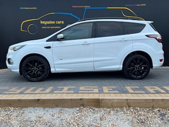 Used Ford Kuga 2017 for sale - 76306531: Photo 2