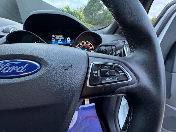 Used Ford Kuga 2017 for sale - 76306531: Photo 32