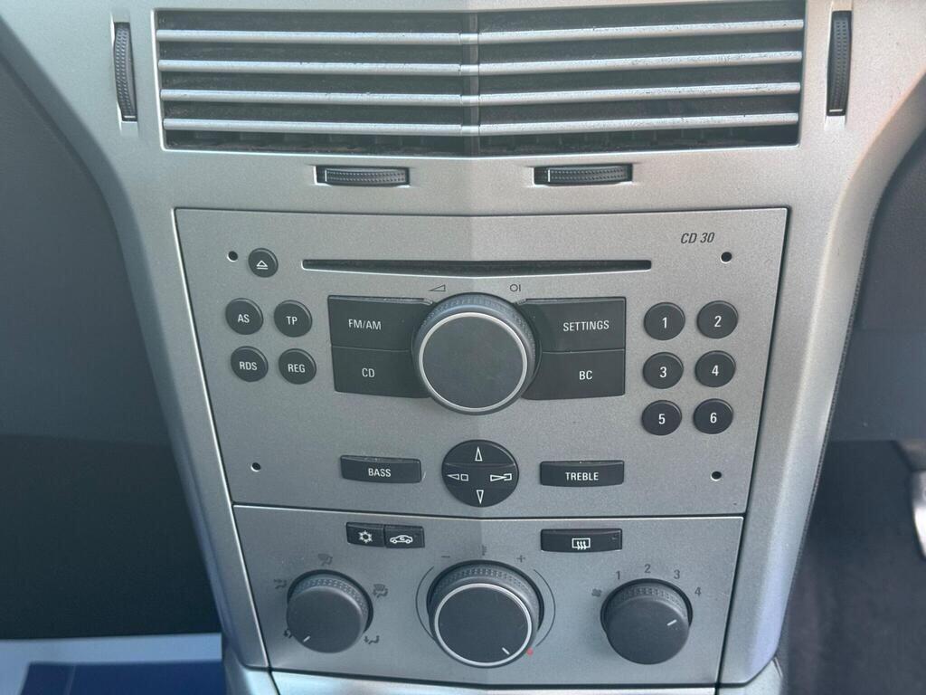 Used Vauxhall Astra 2006 for sale - 77440888: Photo 24