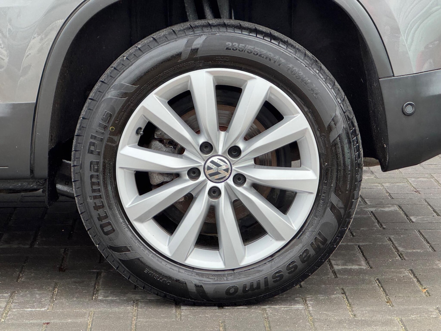 Used Volkswagen Tiguan for sale - 77305553: Photo 11