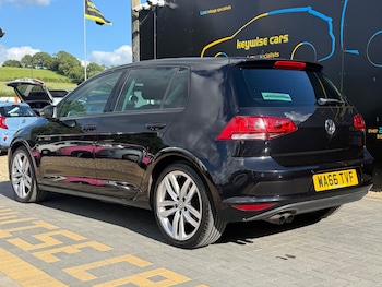 Used Volkswagen Golf 2016 for sale - 78843489: Photo