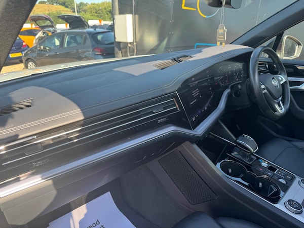 Used Volkswagen Touareg 2020 for sale - 75225225: Photo 17