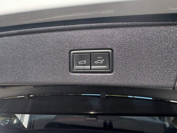 Used Volkswagen Touareg 2020 for sale - 75225225: Photo 23