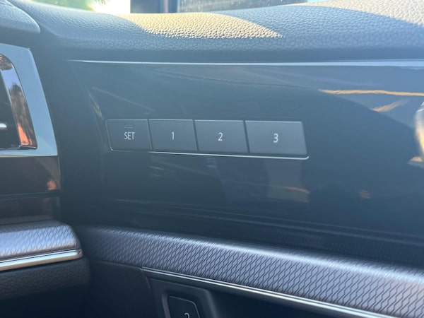 Used Volkswagen Touareg 2020 for sale - 75225225: Photo 36