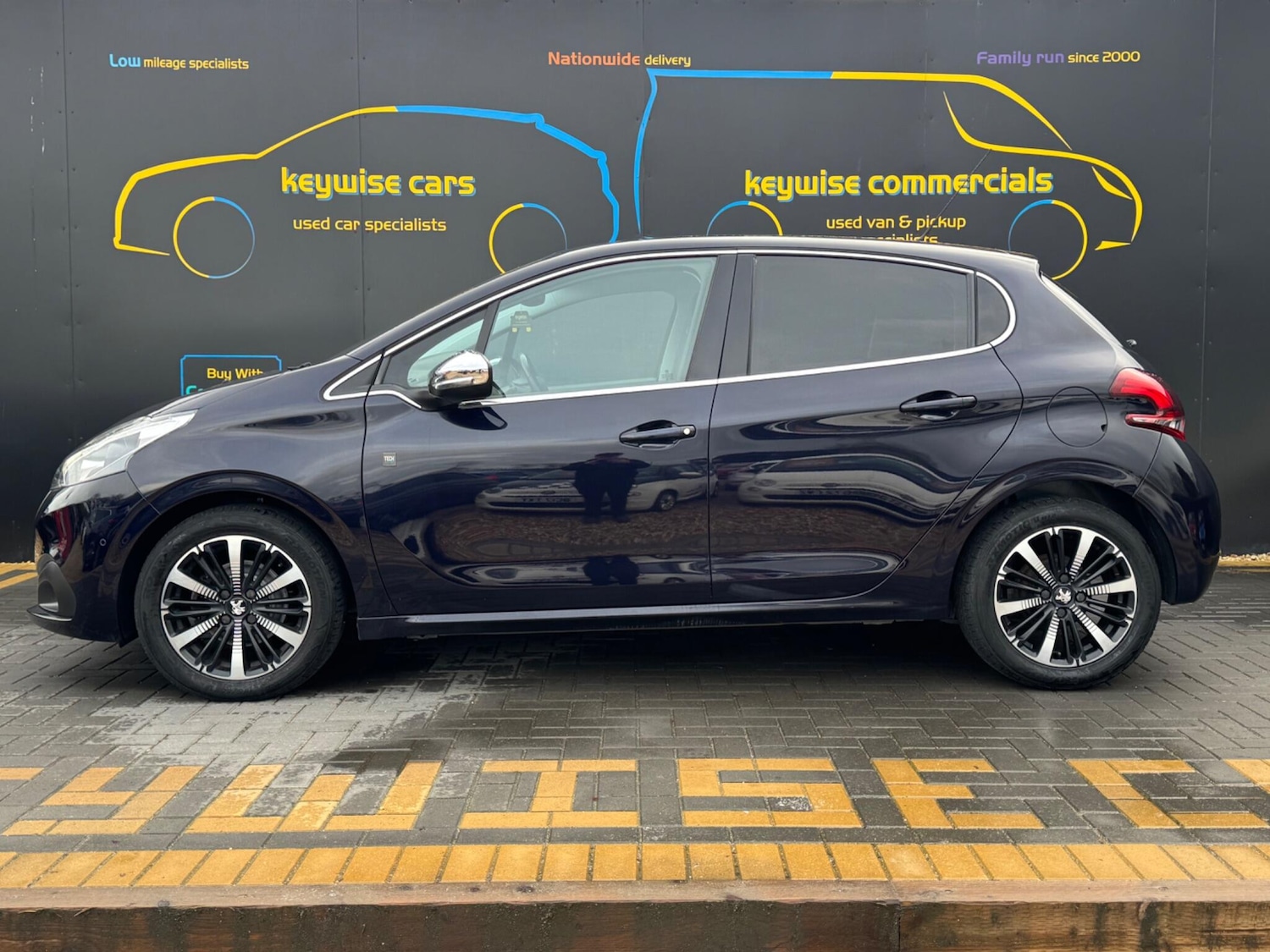 Used Peugeot 208 2018 for sale - 77538457: Photo 2