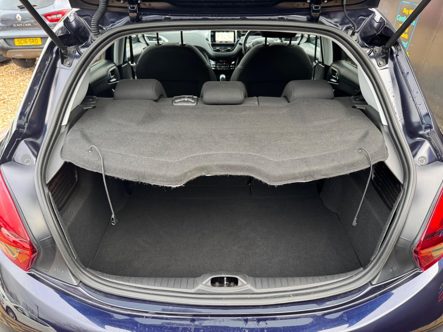 Used Peugeot 208 2018 for sale - 77538457: Photo 26