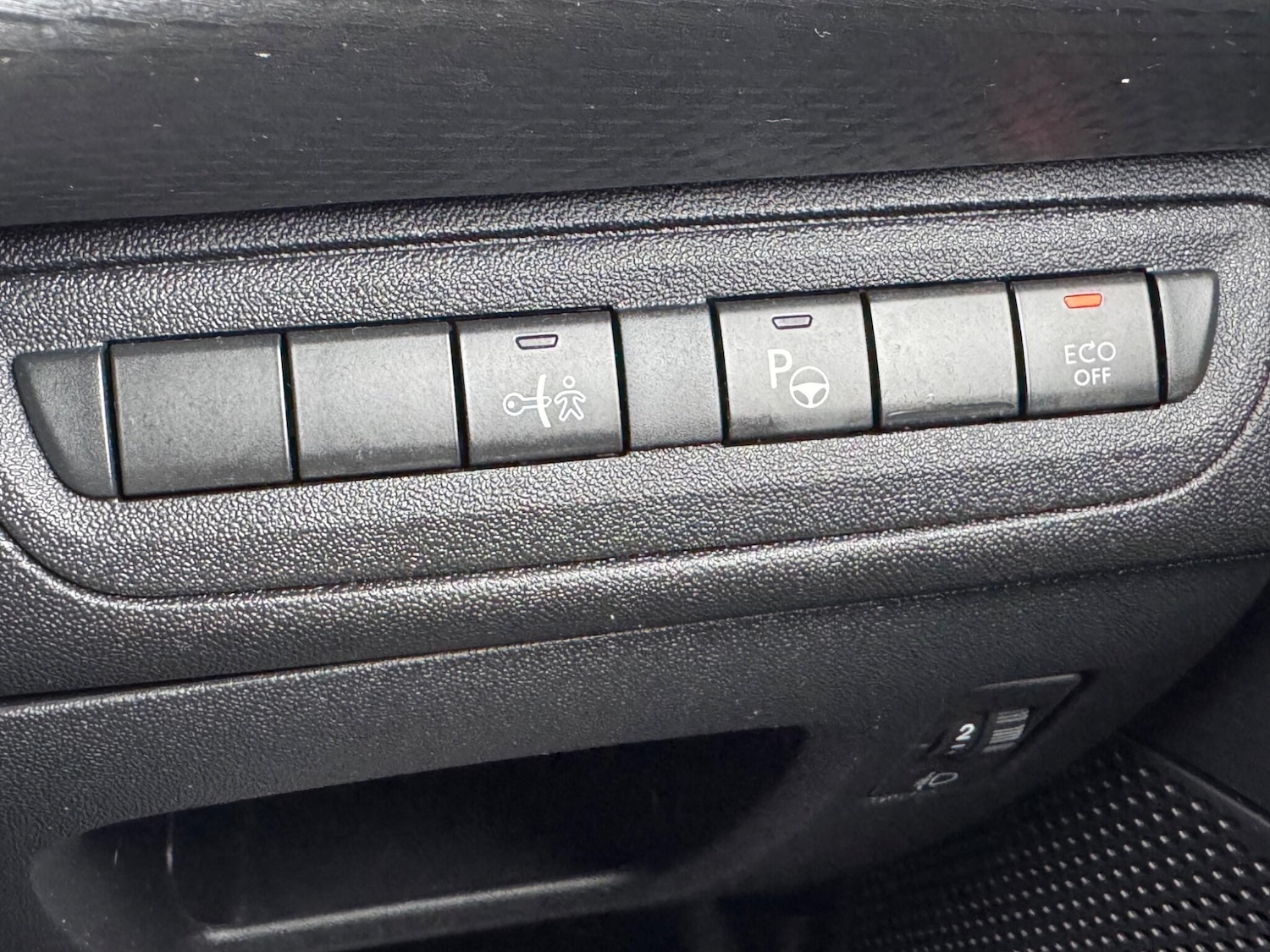 Used Peugeot 208 2018 for sale - 77538457: Photo 34