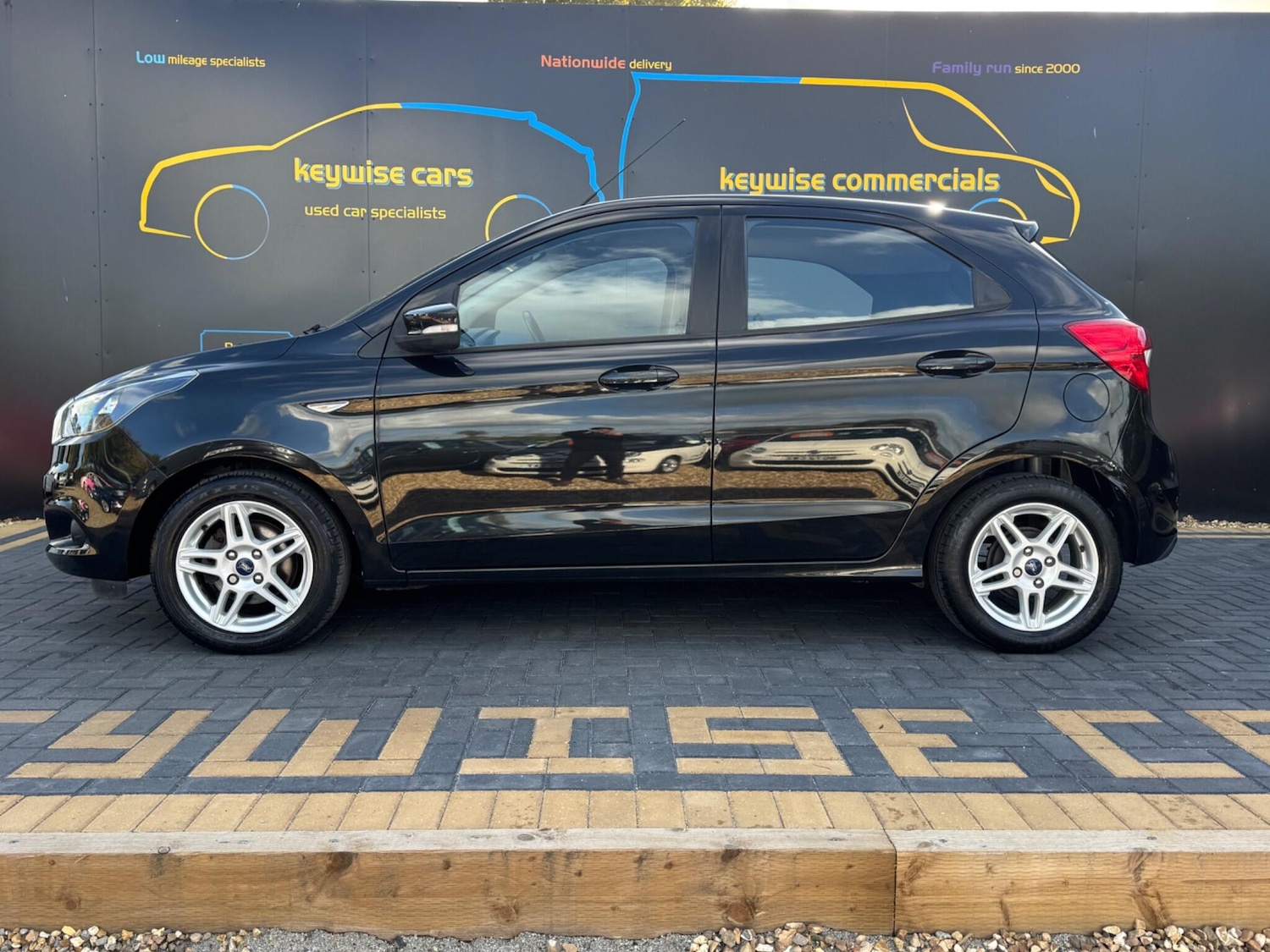 Used Ford Ka+ 2016 for sale - 76389409: Photo 2