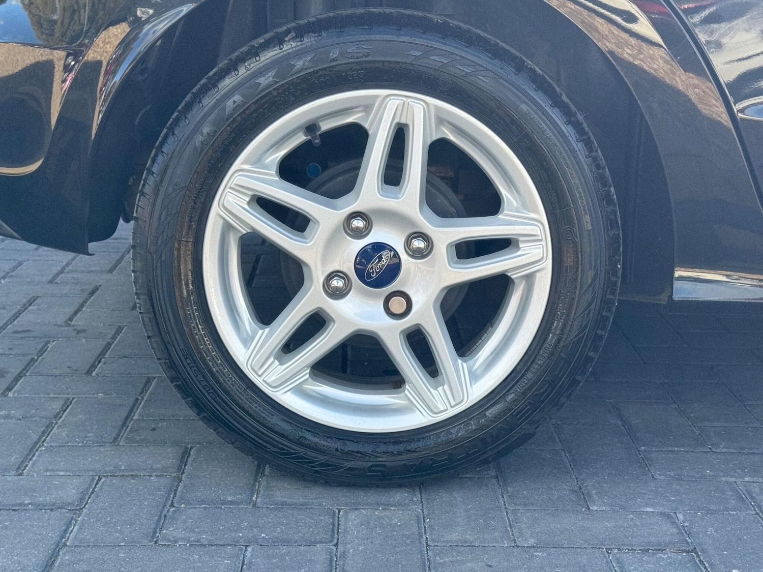 Used Ford Ka+ 2016 for sale - 76389409: Photo 6