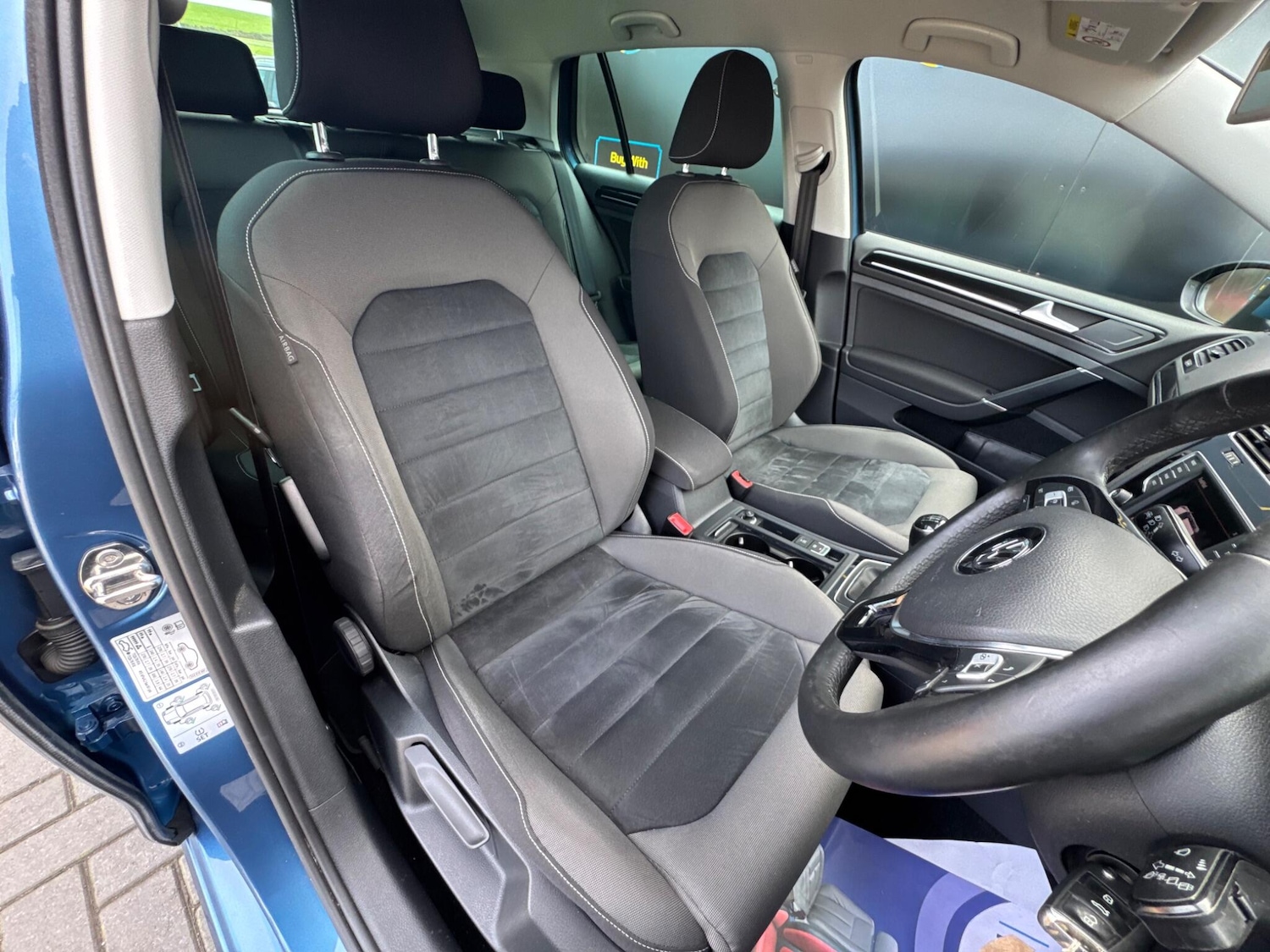 Used Volkswagen Golf 2015 for sale - 77647037: Photo 15