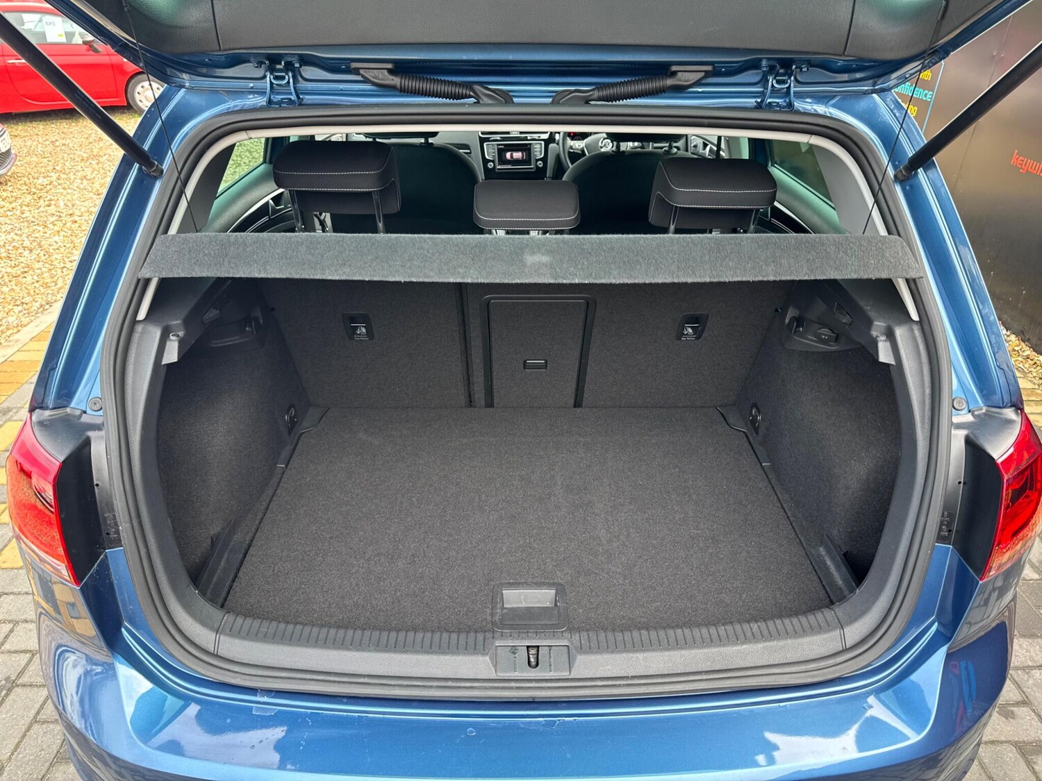 Used Volkswagen Golf 2015 for sale - 77647037: Photo 21