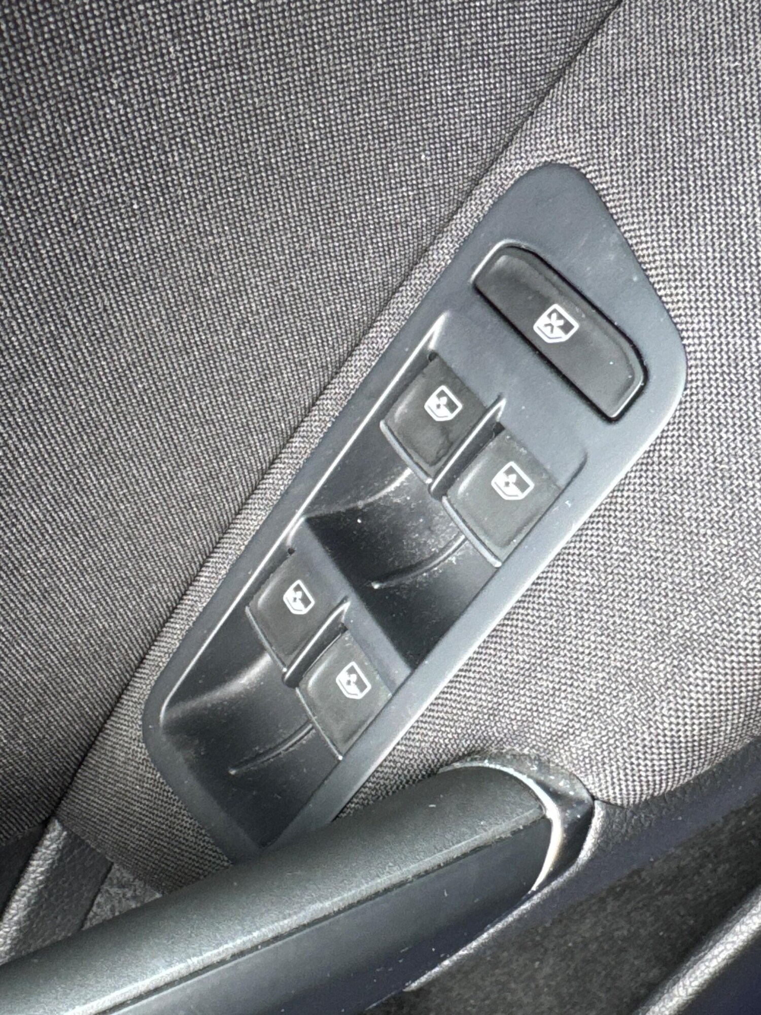 Used Volkswagen Golf 2015 for sale - 77647037: Photo 31