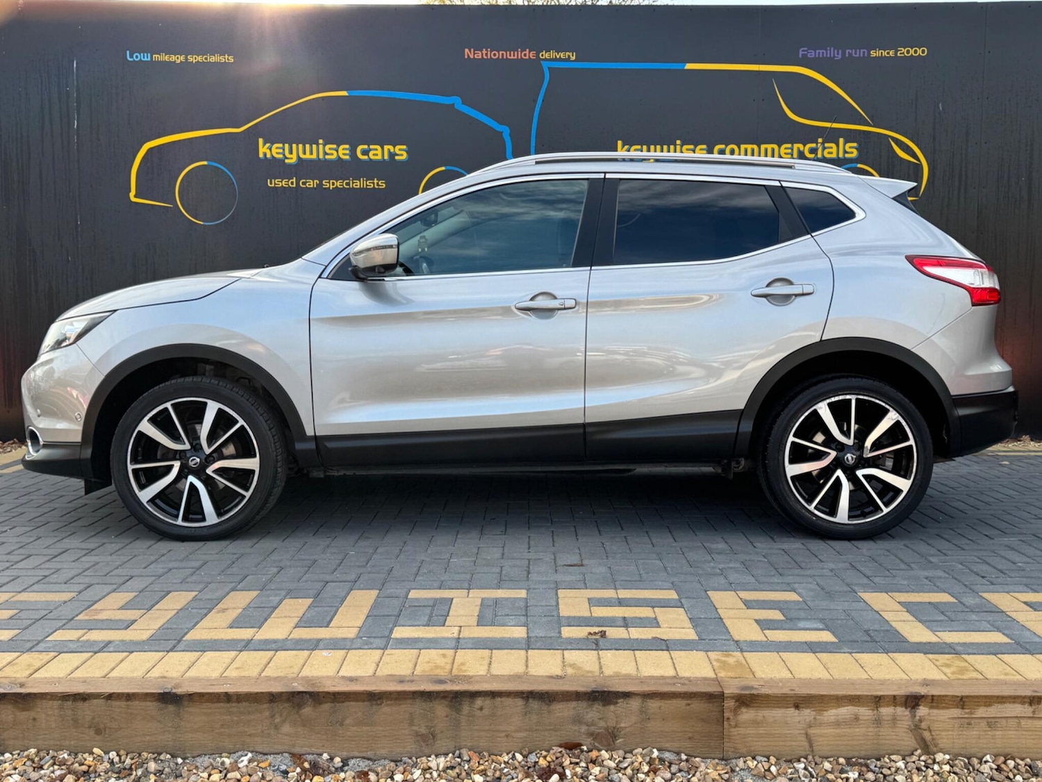 Used Nissan Qashqai for sale - 76613389: Photo 2