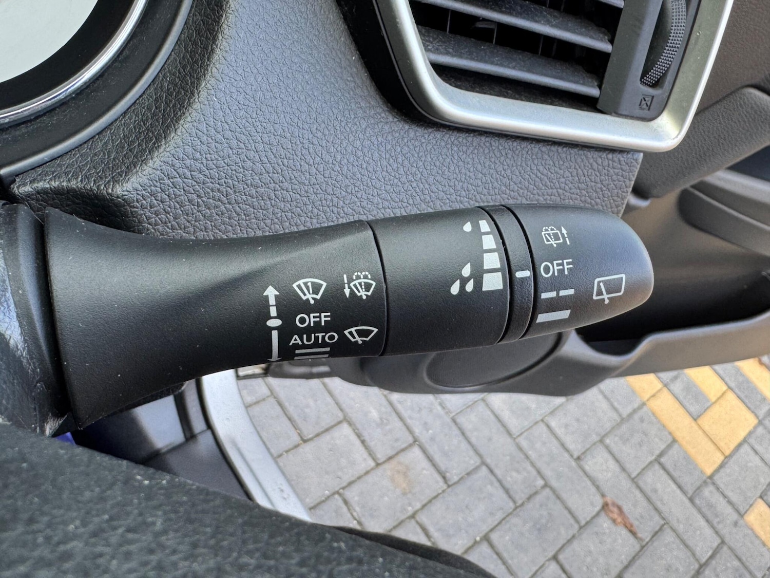 Used Nissan Qashqai for sale - 76613389: Photo 30