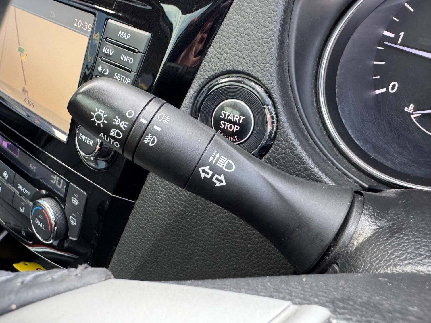 Used Nissan Qashqai for sale - 76613389: Photo 31