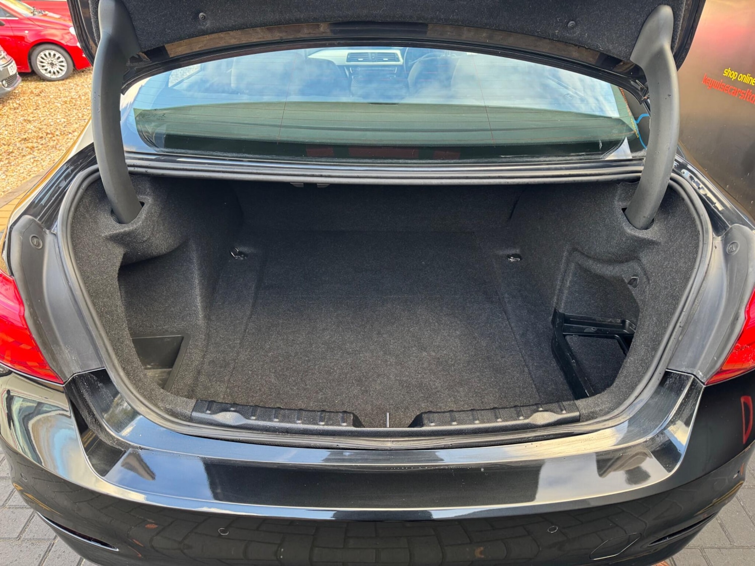 Used BMW 3 Series 2015 for sale - 76824081: Photo 26