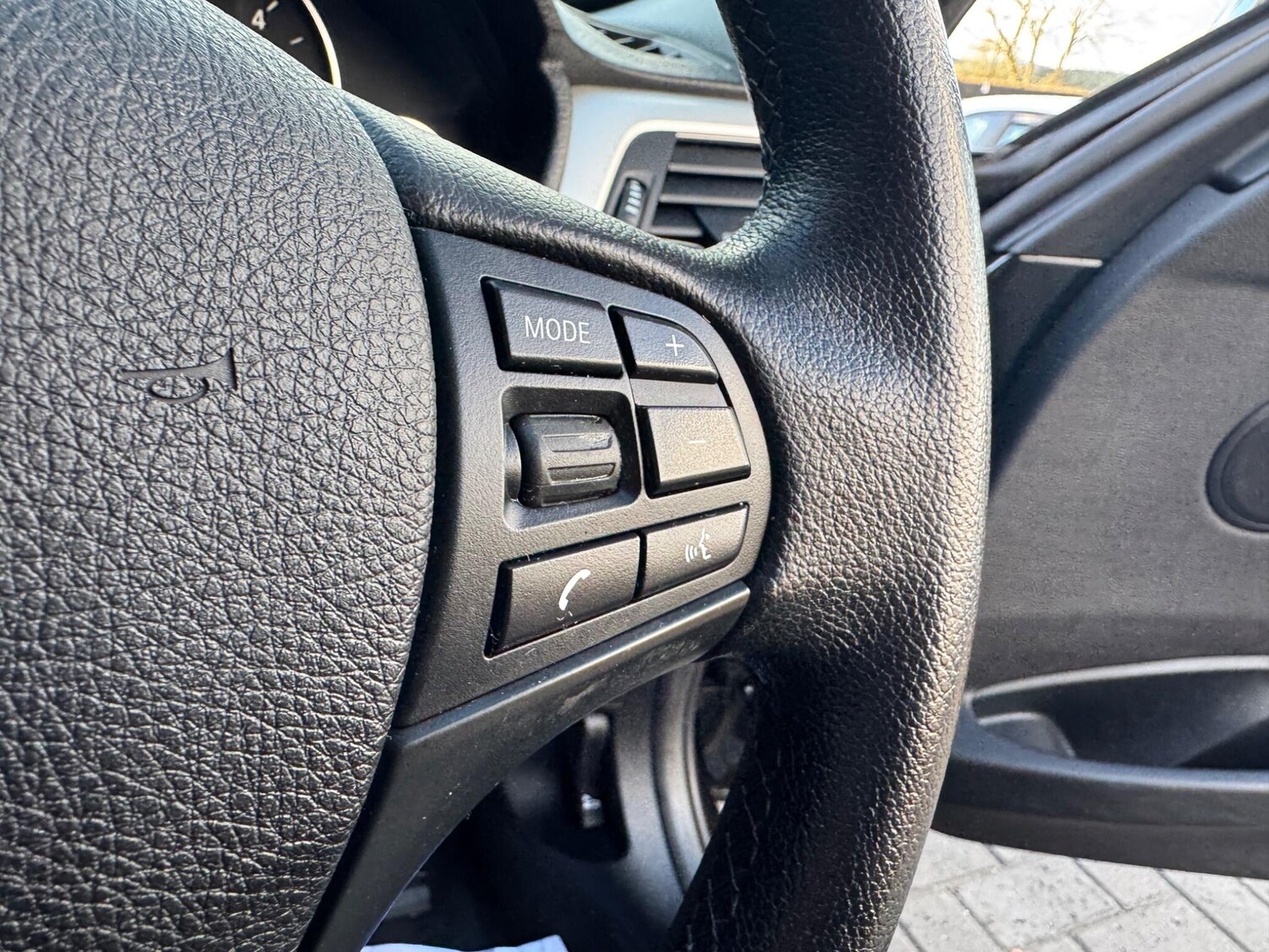 Used BMW 3 Series 2015 for sale - 76824081: Photo 29