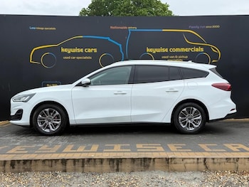 Used Ford Focus 2022 for sale - 79552809: Photo