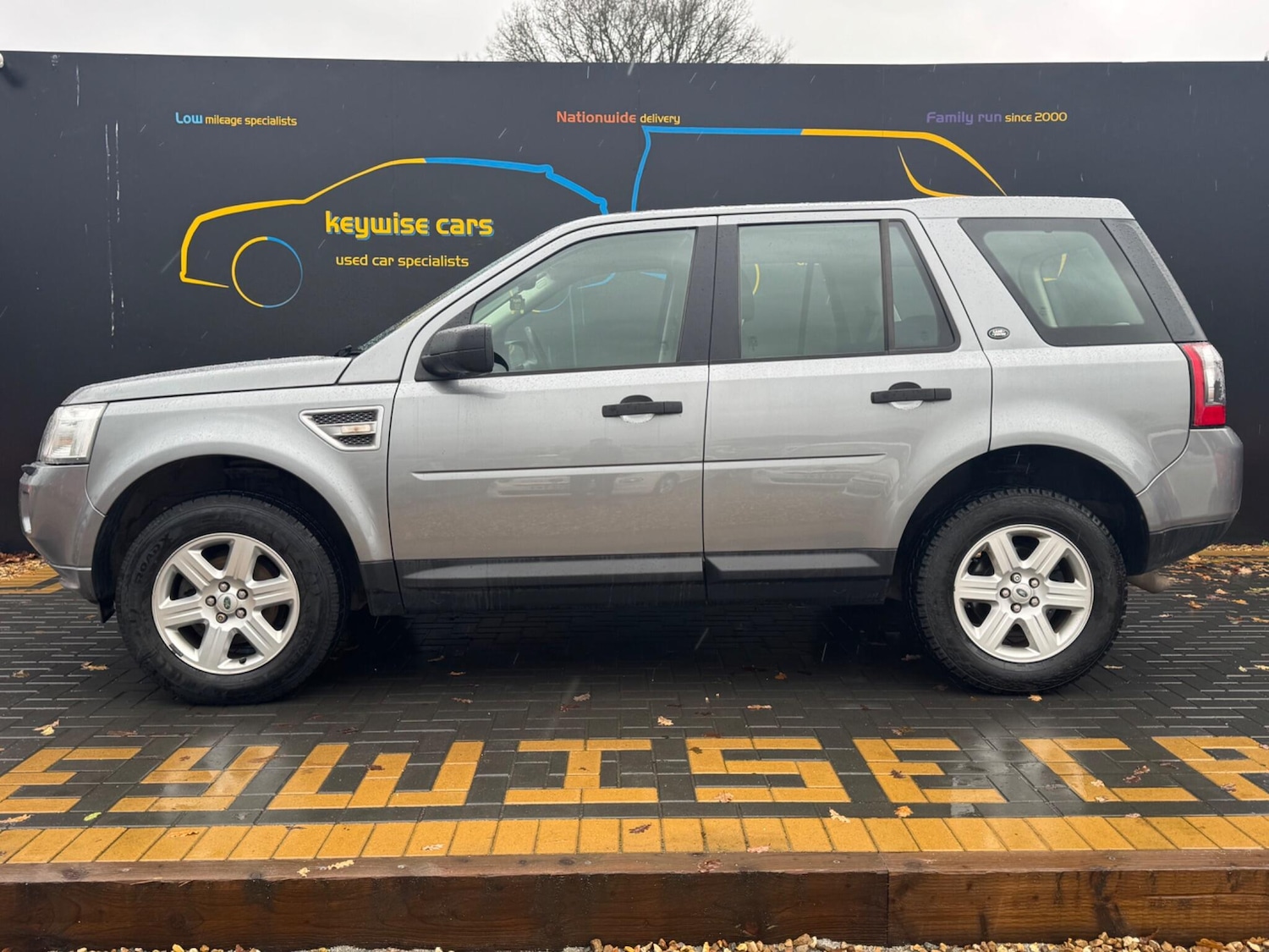 Used Land Rover Freelander 2012 for sale - 76886668: Photo 2
