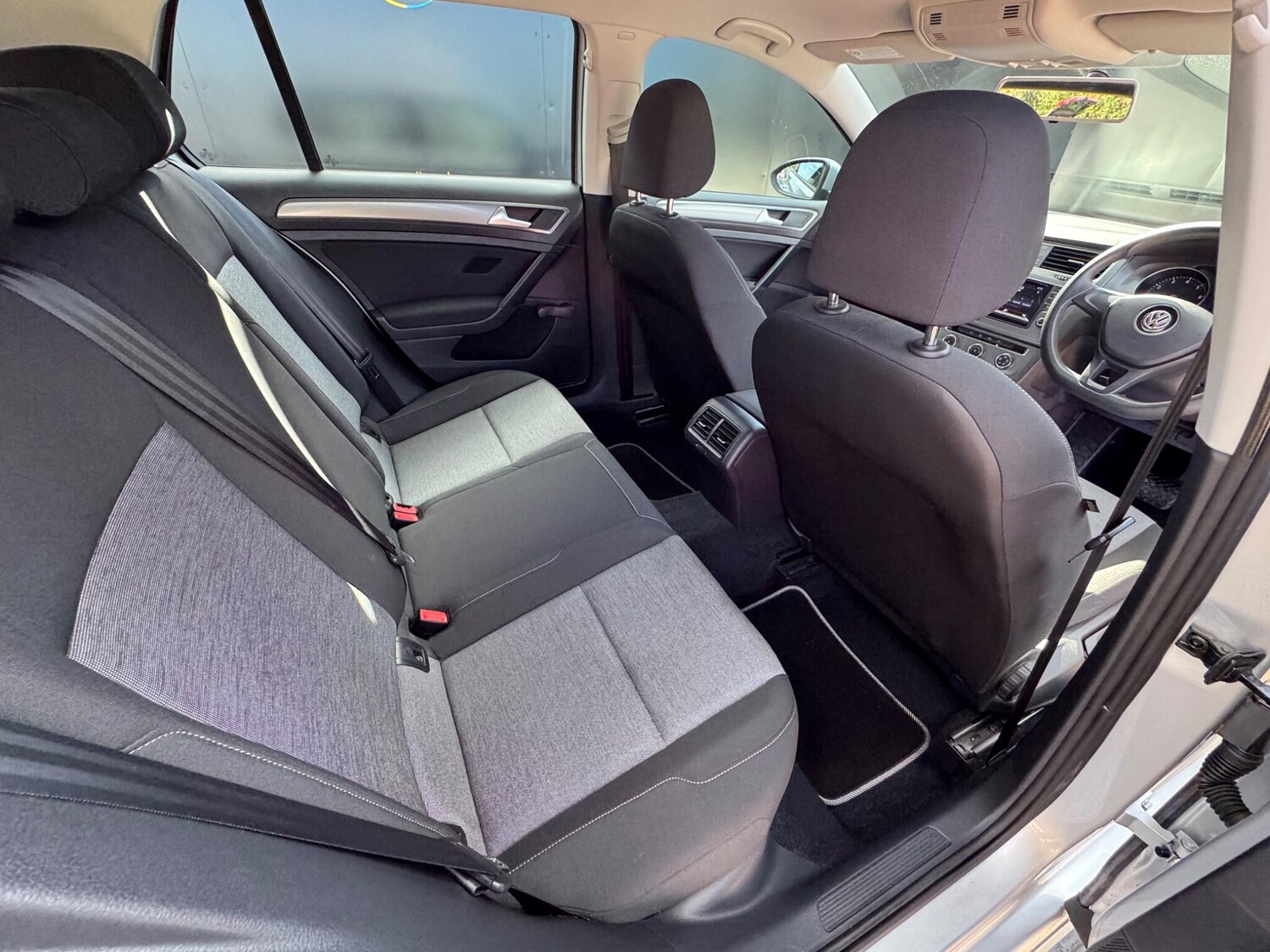 Used Volkswagen Golf 2013 for sale - 76072279: Photo 16