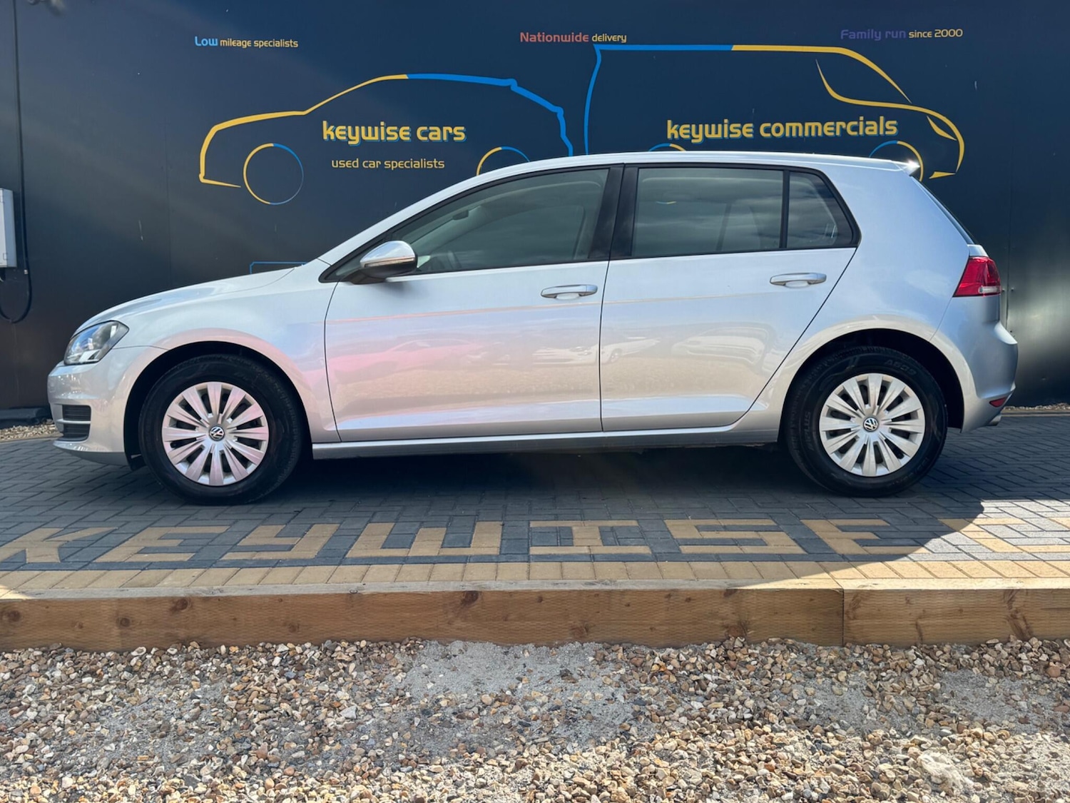 Used Volkswagen Golf 2013 for sale - 76072279: Photo 2