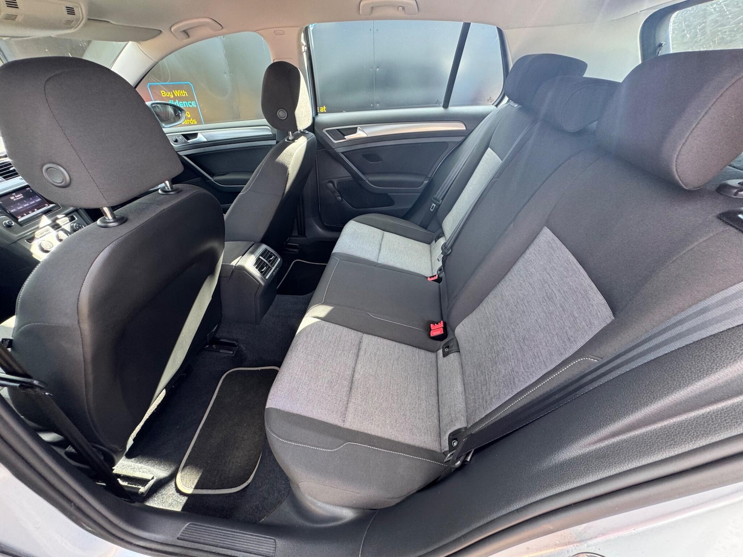 Used Volkswagen Golf 2013 for sale - 76072279: Photo 20