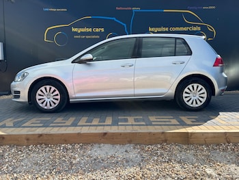 Used Volkswagen Golf 2013 for sale - 76072279: Photo 2