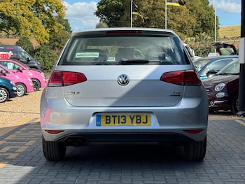 Used Volkswagen Golf 2013 for sale - 76072279: Photo 4