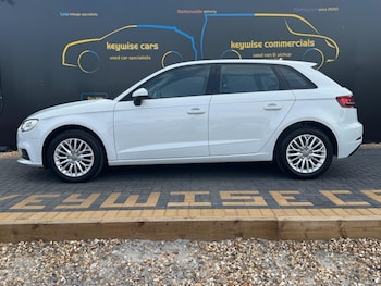 Used Audi A3 2016 for sale - 76013040: Photo 2