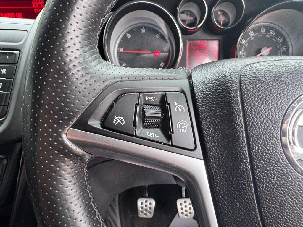 Used Vauxhall Zafira 2013 for sale - 76992788: Photo 23