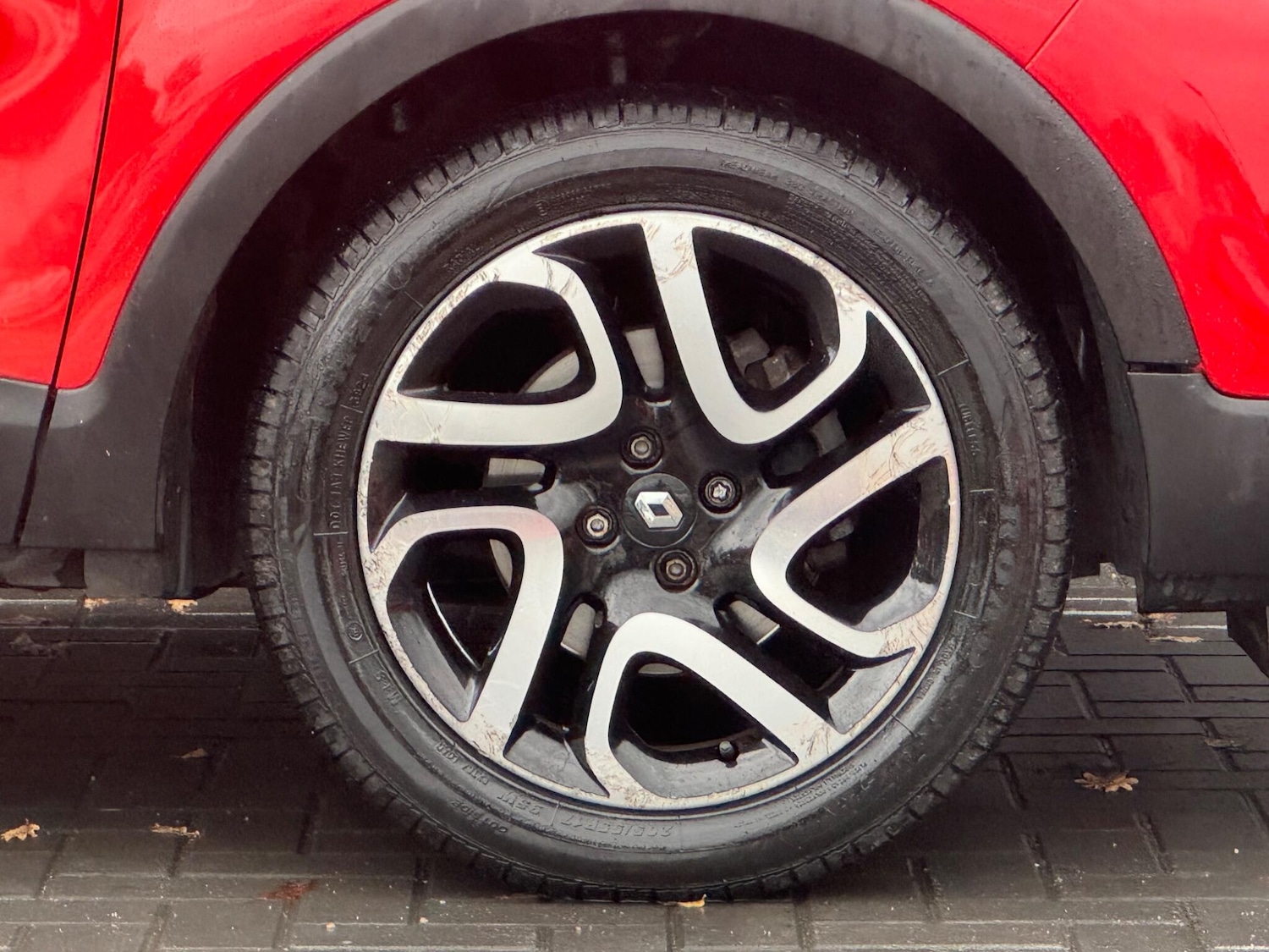 Used Renault Captur 2016 for sale - 76991972: Photo 13