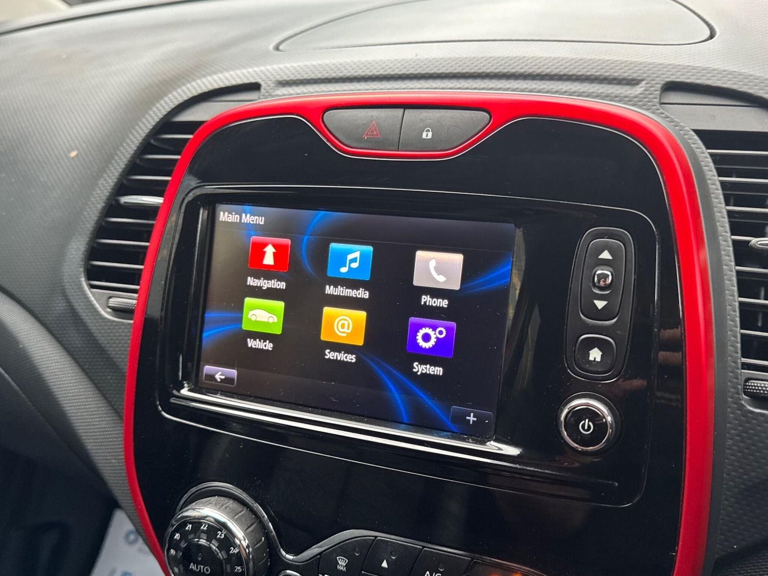 Used Renault Captur 2016 for sale - 76991972: Photo 34