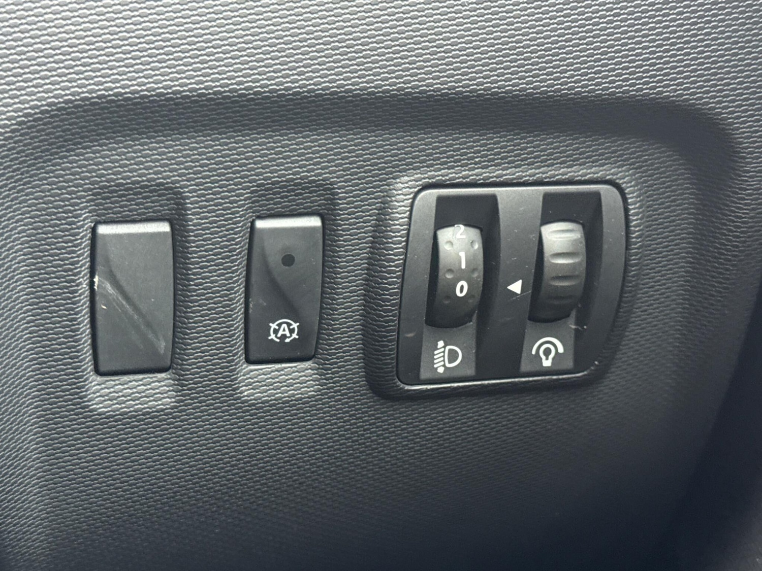 Used Renault Captur 2016 for sale - 76991972: Photo 40