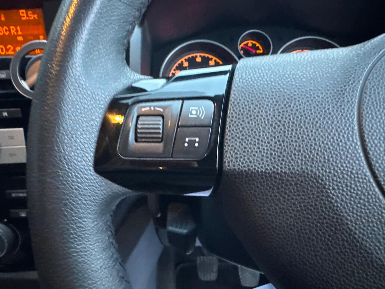 Used Vauxhall Zafira 2011 for sale - 76996395: Photo 24