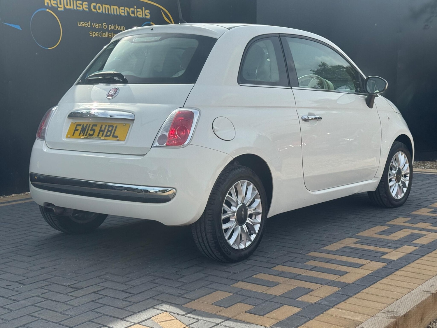 Used Fiat 500 2015 for sale - 76108908: Photo 6
